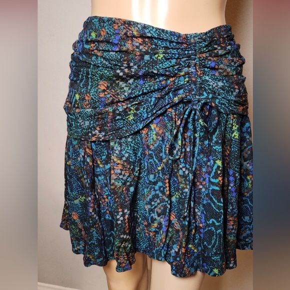 Free People Dresses & Skirts - Free People- Multicolor Snake Print Mini Skirt with Ruching